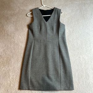 Ann Taylor sleeveless dress